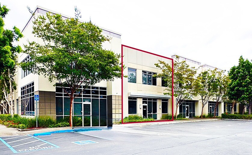 959-987 Corporate Way, Fremont, CA à louer Photo de l’immeuble– Image 1 sur 6