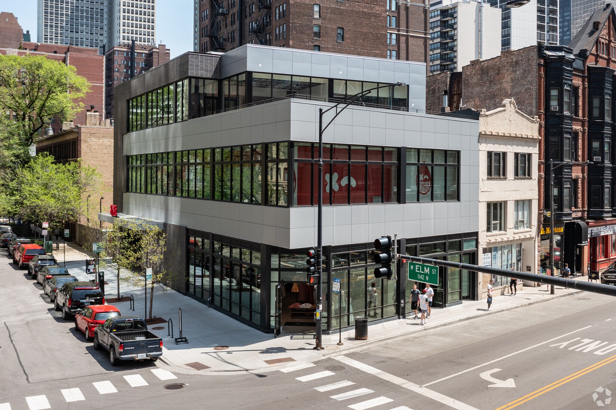 1139 N State St, Chicago, IL à louer Photo principale– Image 1 sur 9