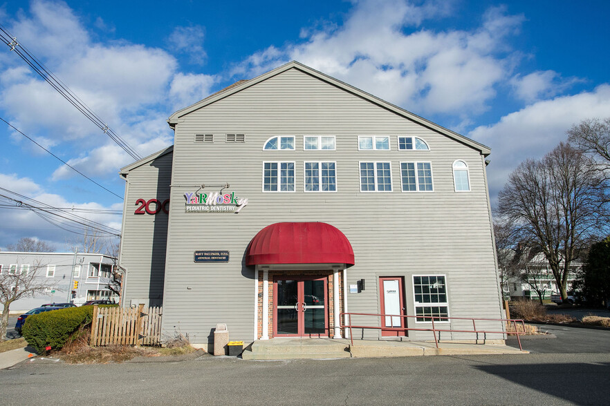 200 Elm St, Pittsfield, MA à vendre - Photo de l’immeuble – Image 2 sur 53