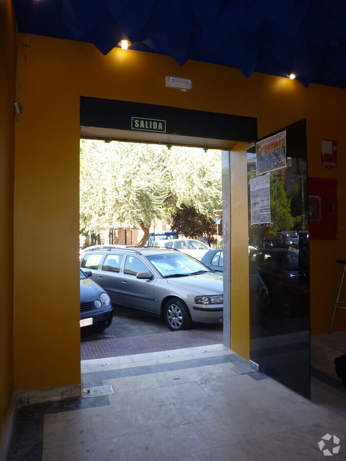 Calle Murillo, 15, Alcalá de Henares, MAD 28805 - Lot Puerta G, Esc. 1 -  - Photo intérieure - Image 1 of 7