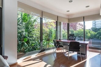 Bureau dans Barcelone, Barcelona à louer Photo intérieure– Image 1 sur 6