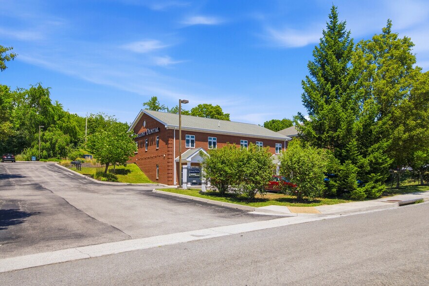 115 Akers Farm Rd, Christiansburg, VA à louer - Photo de l’immeuble – Image 2 sur 21