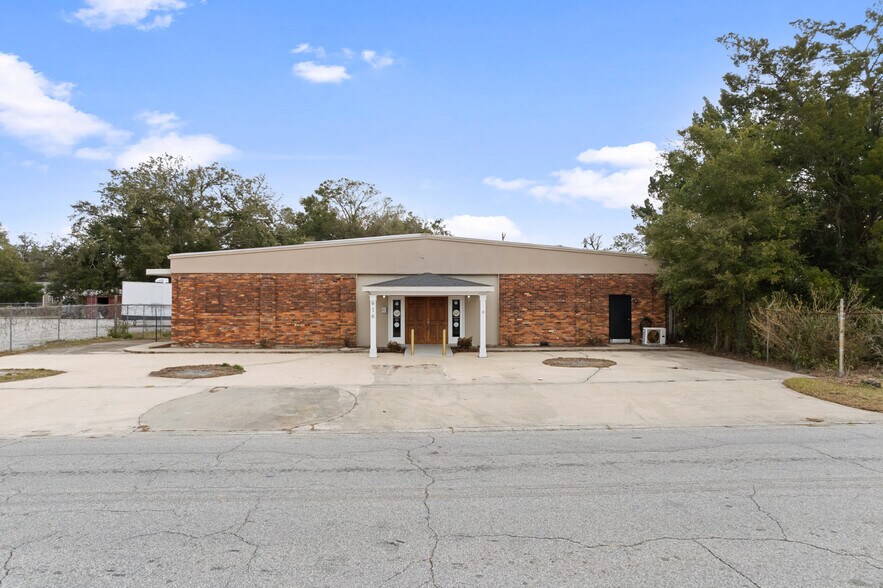 616 Bay St, Brunswick, GA à vendre - Photo de l’immeuble – Image 2 sur 19