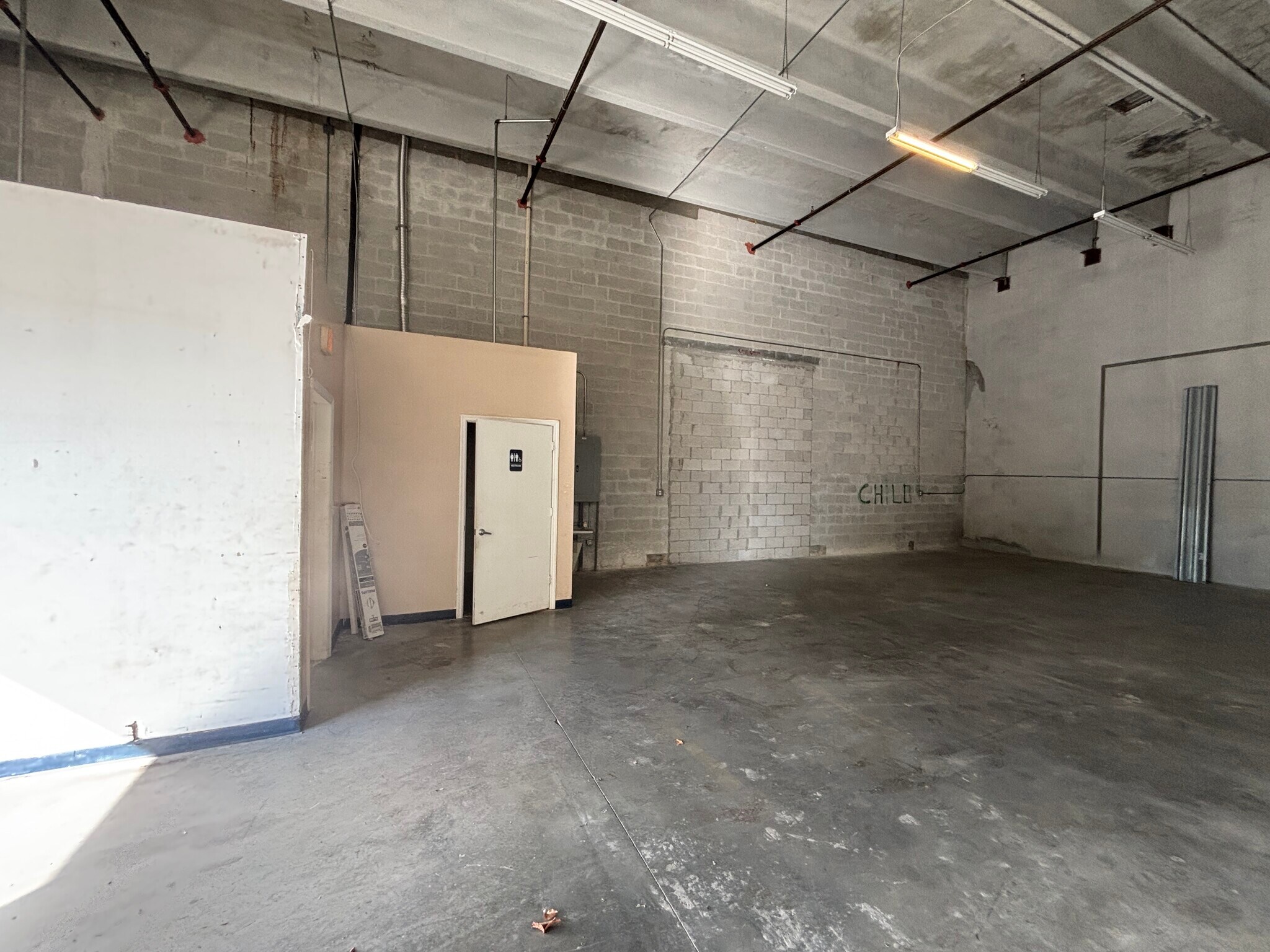 19101 SW 108 Ave, Miami, FL à louer Photo de l’immeuble– Image 1 sur 34