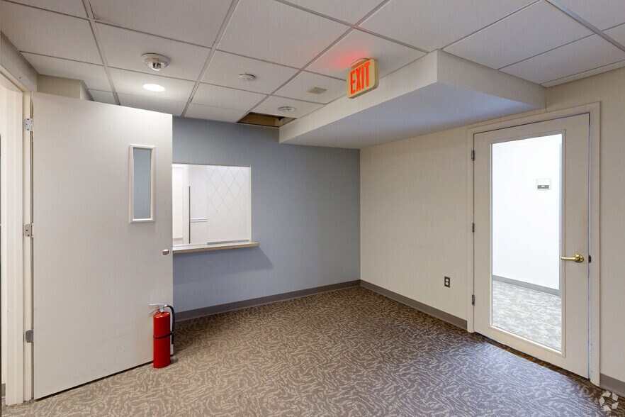 4701 Randolph Rd, Rockville, MD à louer - Numérisation 3D Matterport – Image 3 sur 55