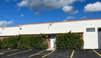 3221-3273 NW 7th Ave, Miami FL - immobilier d'entreprise