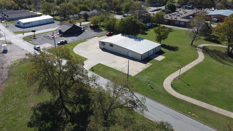 908 N Broughton St, Sherman, TX à louer - Aérien – Image 3 sur 12