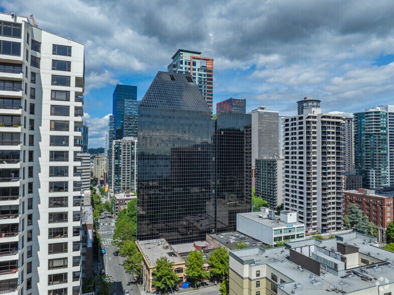 2101-2121 4th Ave, Seattle, WA à louer - Photo de l’immeuble – Image 3 sur 5