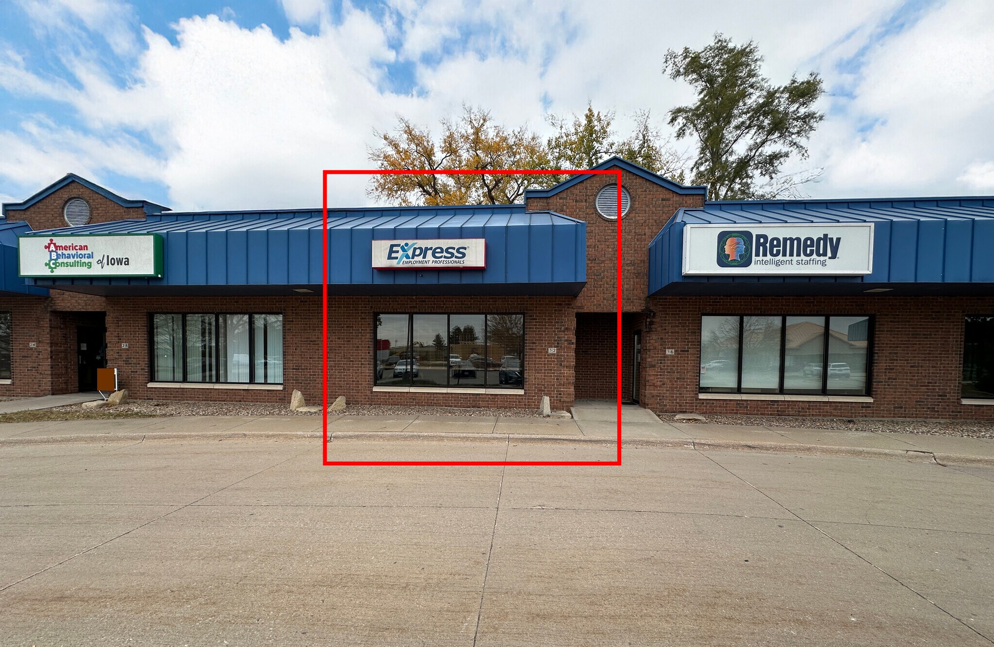 24-56 Sturgis Corner Dr, Iowa City, IA à louer Photo intérieure– Image 1 sur 14