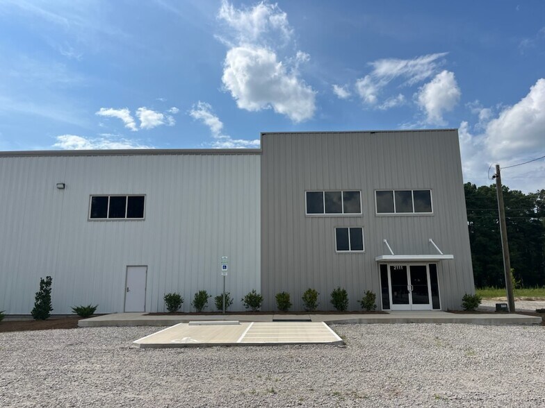 2111 Industrial Park Dr SE, Wilson, NC à vendre - Photo de l’immeuble – Image 3 sur 5