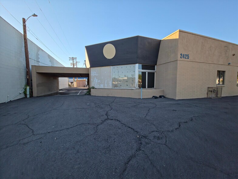 2425 N Tucson Blvd, Tucson, AZ à vendre - Photo de l’immeuble – Image 2 sur 8