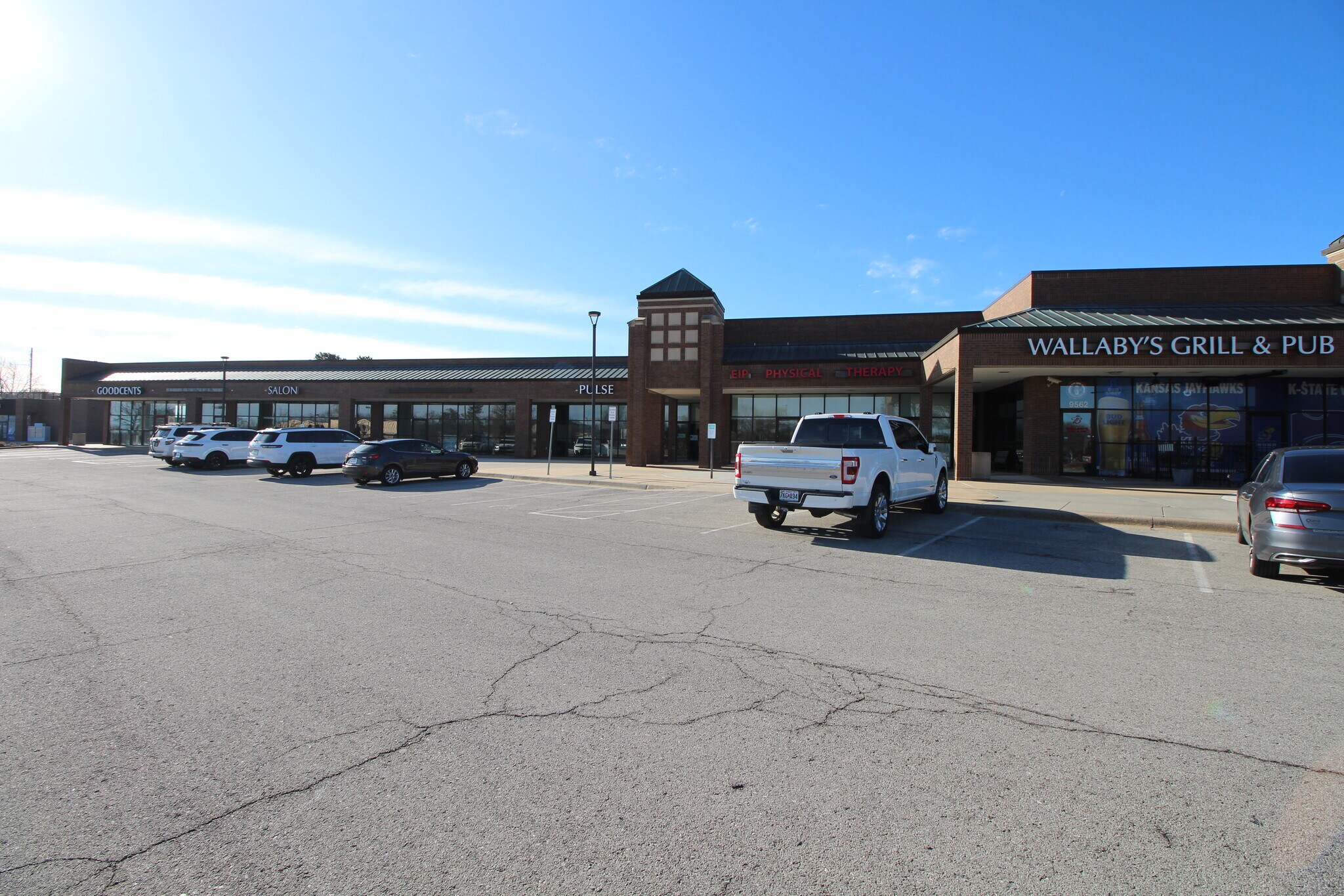 9542-9562 Lackman Rd, Lenexa, KS à louer Photo de l’immeuble– Image 1 sur 4