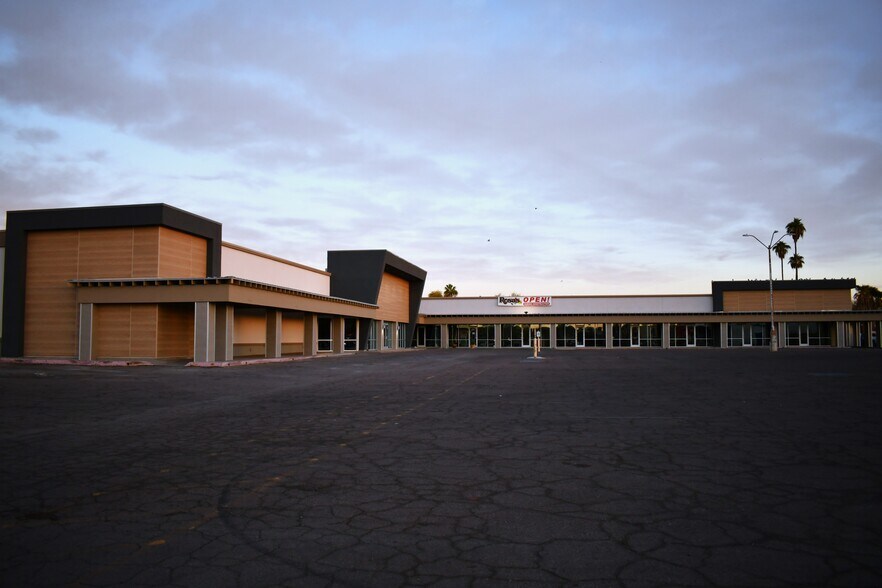 308-340 E University Dr, Mesa, AZ à louer - Photo de l’immeuble – Image 3 sur 9