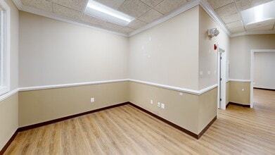 127 Lubrano Dr, Annapolis, MD à louer Photo intérieure– Image 2 sur 7