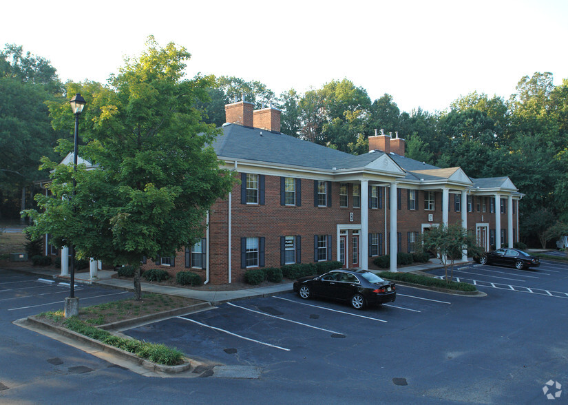 425 E Crossville Rd, Roswell, GA à vendre - Photo de l’immeuble – Image 3 sur 74