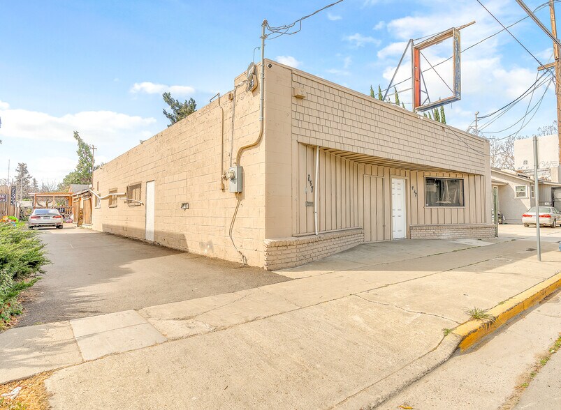 737 Stockton Ave, San Jose, CA à vendre - Photo de l’immeuble – Image 1 sur 18