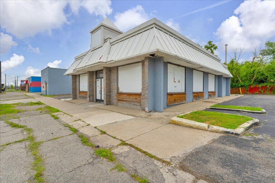 12010 Greenfield Rd, Detroit, MI à vendre - Photo de l’immeuble – Image 3 sur 26