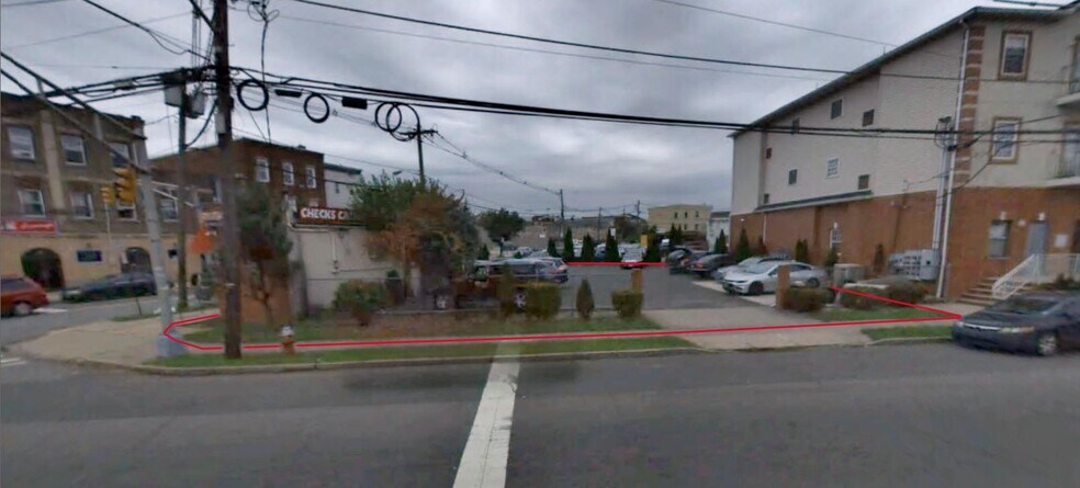 200-208 Trumbull St, Elizabeth, NJ à vendre - Photo de l’immeuble – Image 2 sur 2