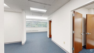 535 Route 38, Cherry Hill, NJ à louer Numérisation 3D Matterport– Image 2 sur 16