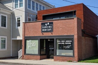 Plus de détails pour 10 E Main St, Pawling, NY - Local commercial à louer