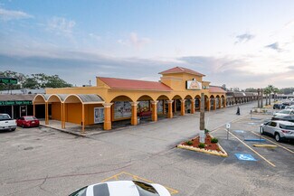 Plus de détails pour 2120-2314 N Alexander Dr, Baytown, TX - Local commercial à louer