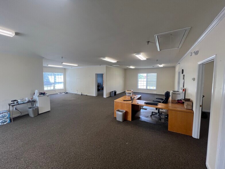 4900 Ondura Dr, Fredericksburg, VA à vendre - Photo intérieure – Image 3 sur 15