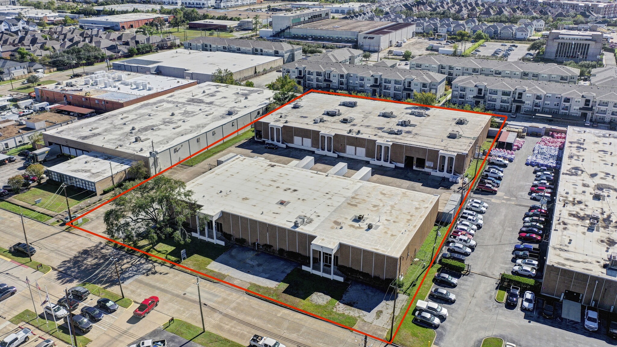 6855 Wynnwood Ln, Houston, TX à louer Photo de l’immeuble– Image 1 sur 5