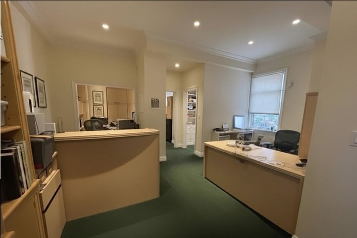 302-318 E 79th St, New York, NY 10075 - Lot 1B - - Photo intérieure - Image 1 of 4