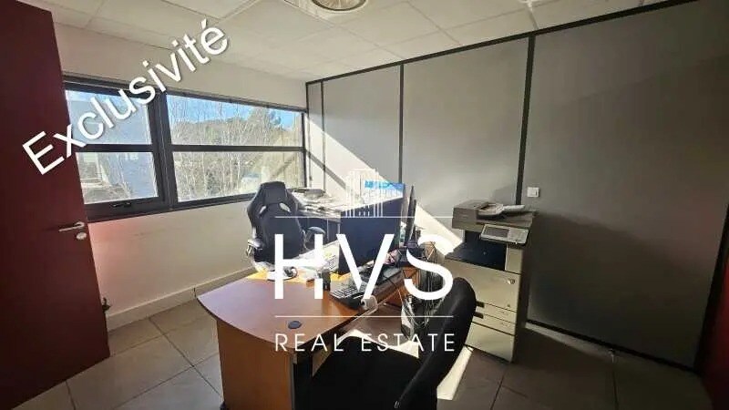 View Photo