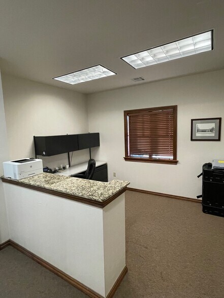 12308 Hidden Forest Blvd, Oklahoma City, OK à vendre - Photo intérieure – Image 2 sur 9