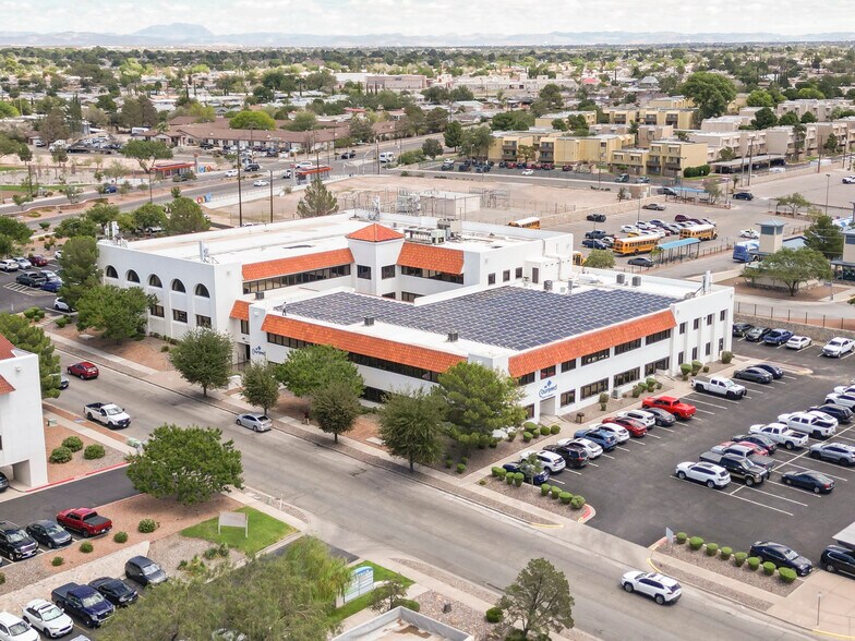 7500 Viscount Blvd, El Paso, TX à vendre - Photo de l’immeuble – Image 3 sur 84