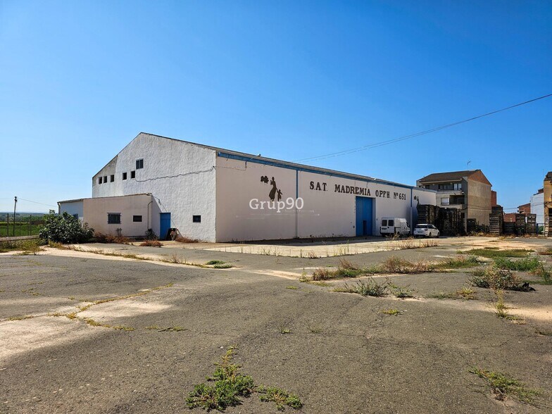 Industriel/Logistique dans Aitona, Lérida à vendre - Photo de l’immeuble – Image 2 sur 17
