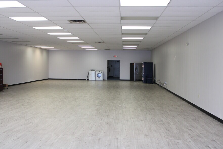 3903 Union Deposit Rd, Harrisburg, PA à louer - Photo de l’immeuble – Image 2 sur 12