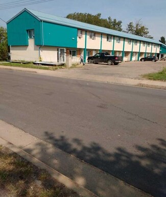 Plus de détails pour 10227 104 Ave, Westlock, AB - Hôtellerie à vendre