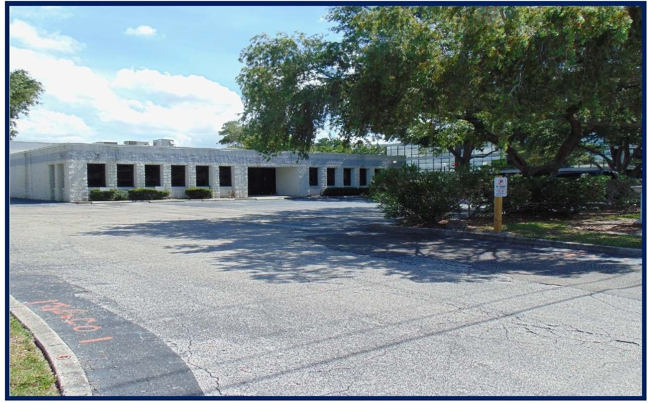 4913 W Laurel St, Tampa, FL à vendre Photo principale– Image 1 sur 33