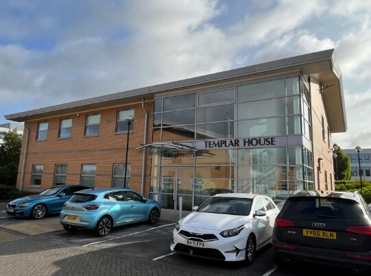 Rubicon Sq, Leeds à louer Photo principale– Image 1 sur 8