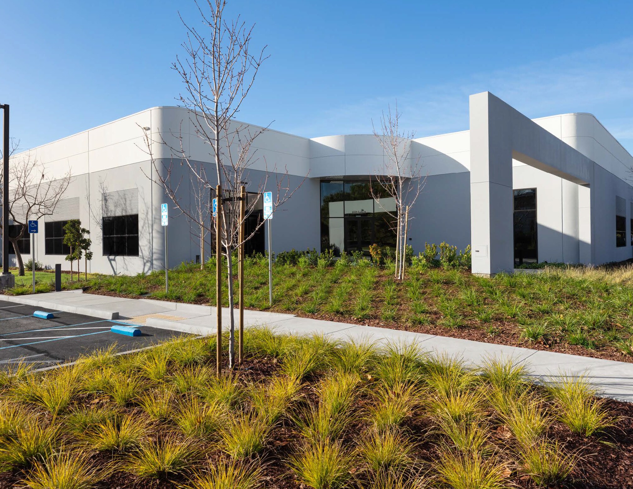 6550 Dumbarton Cir, Fremont, CA à louer Photo principale– Image 1 sur 2