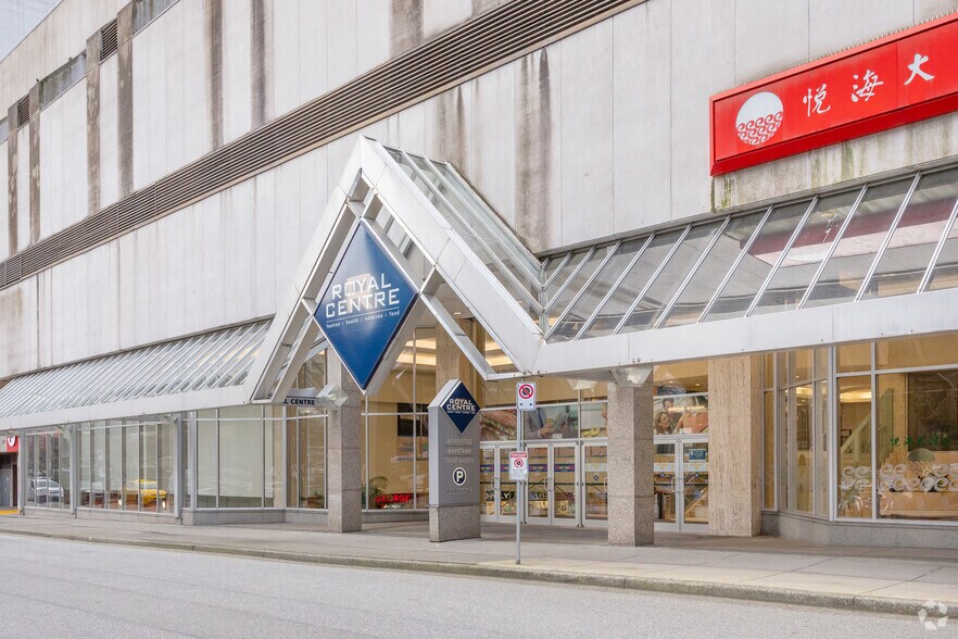 1055 W Georgia St, Vancouver, BC à louer - Photo de l’immeuble – Image 3 sur 8