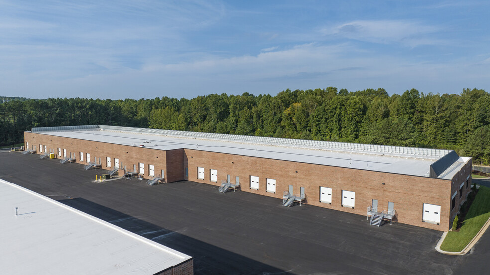 7300 Millhouse Rd, Chapel Hill, NC à louer - Photo de l’immeuble – Image 3 sur 7