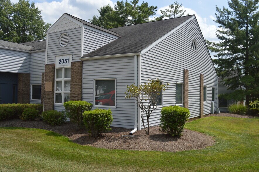 2051-2061 Klockner Rd, Trenton, NJ à vendre - Photo de l’immeuble – Image 1 sur 15