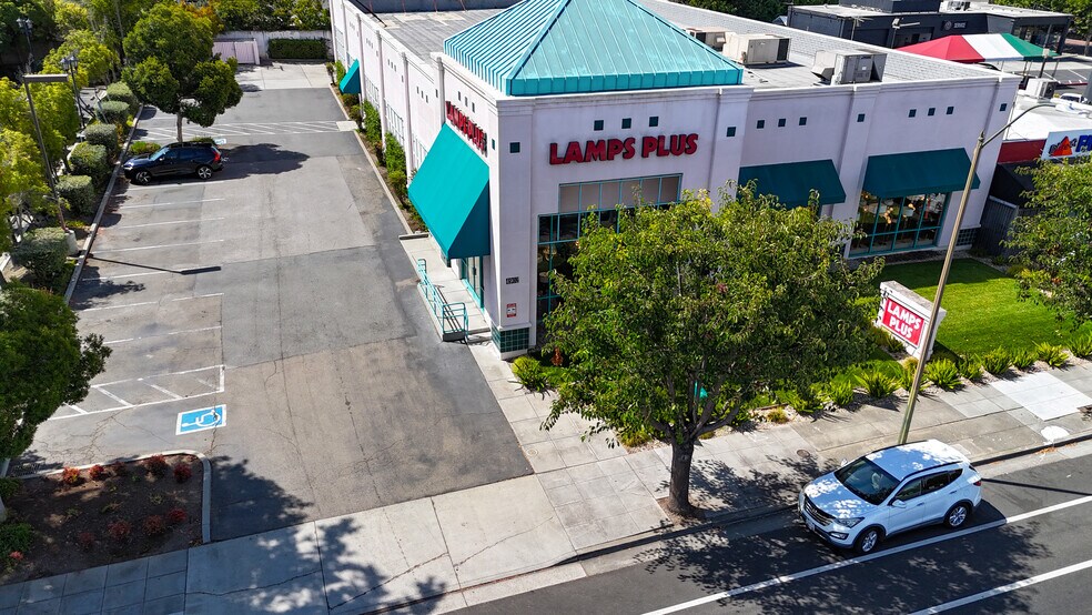 4902 Stevens Creek Blvd, Santa Clara, CA à louer - Photo de l’immeuble – Image 3 sur 8
