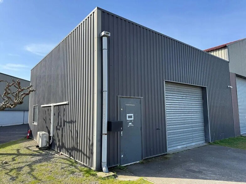 Industriel/Logistique dans Cugnaux à louer - Photo de l’immeuble – Image 1 sur 5