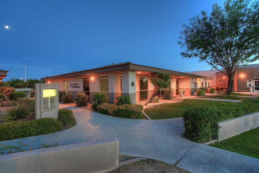 7200 W Bell Rd, Glendale, AZ à louer - Photo de l’immeuble – Image 2 sur 6