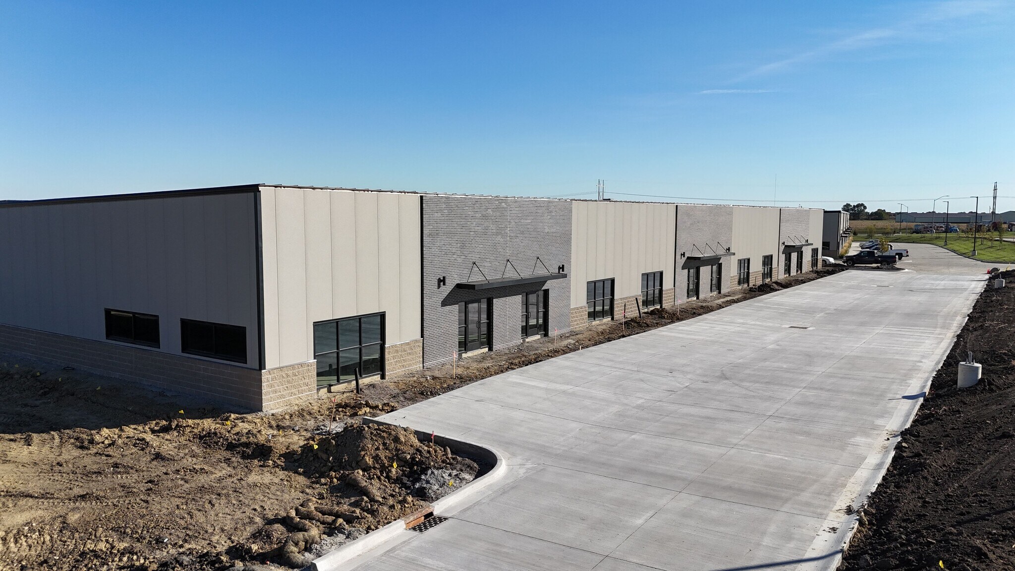 2151 Shilow Rose Pkwy SW, Bondurant, IA à louer Photo de l’immeuble– Image 1 sur 8