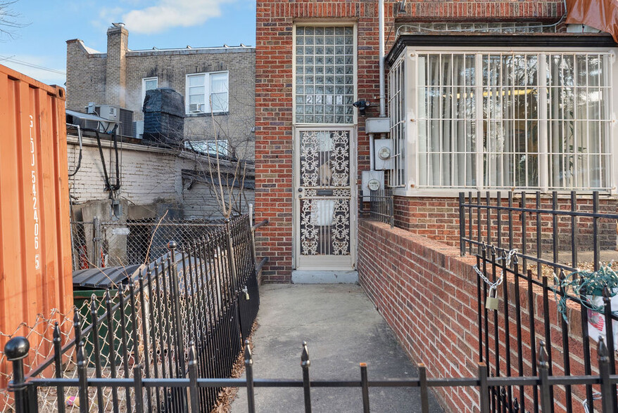 2206-2208 Naylor Rd SE, Washington, DC à vendre - Photo de l’immeuble – Image 2 sur 31
