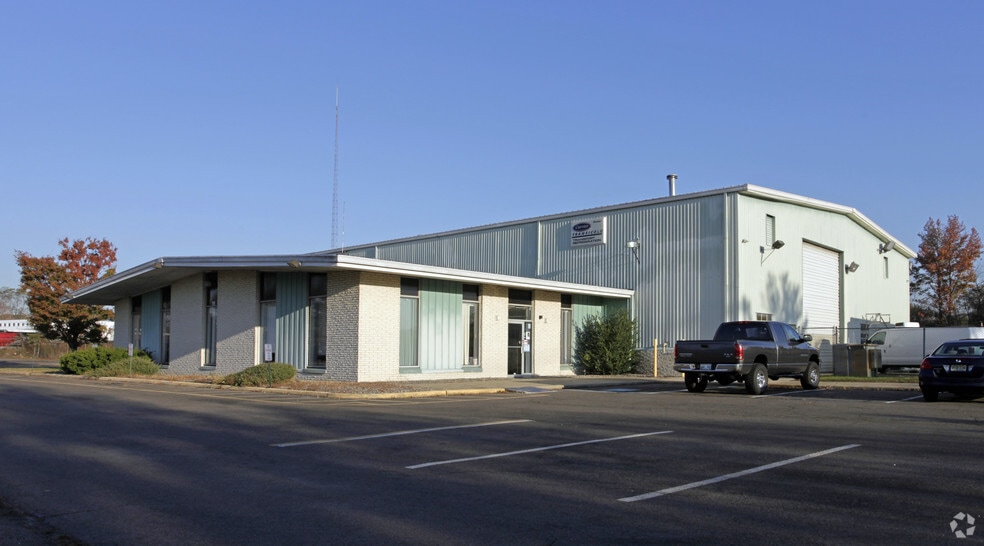 411 Rt-34, Matawan, NJ à louer - Photo principale – Image 1 sur 2