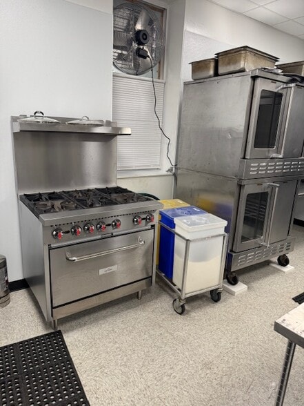 99 Center St, Shelton, CT à louer - Autre – Image 3 sur 5