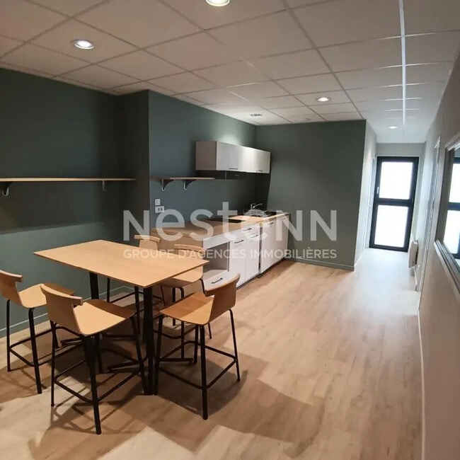 Plus de détails pour Bureau à louer