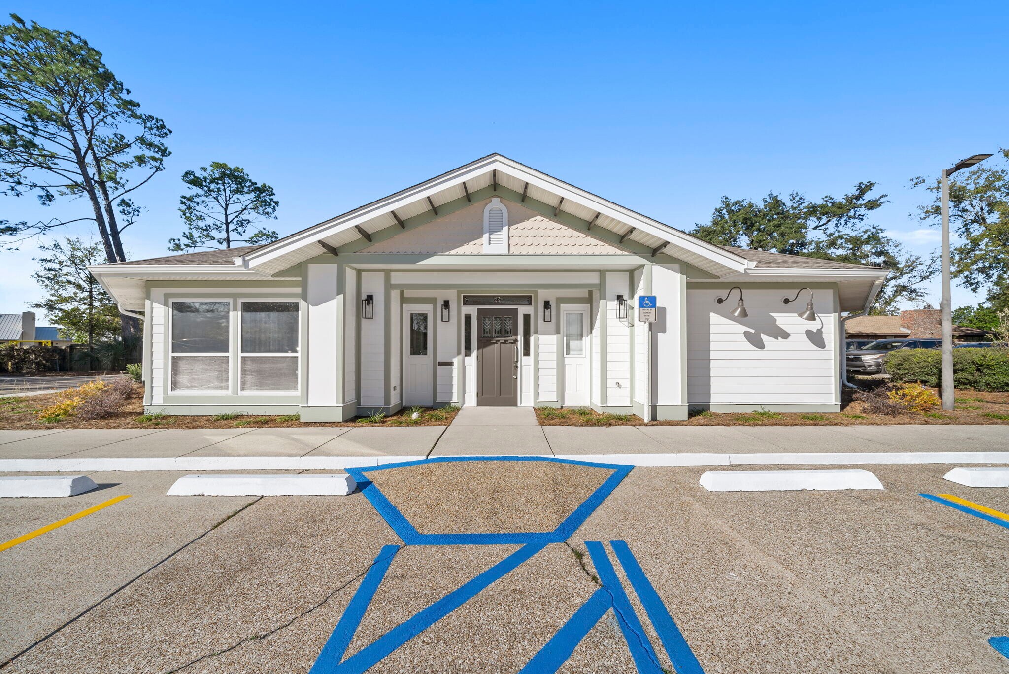 2567 Huntcliff Ln, Panama City, FL à louer Photo principale– Image 1 sur 24