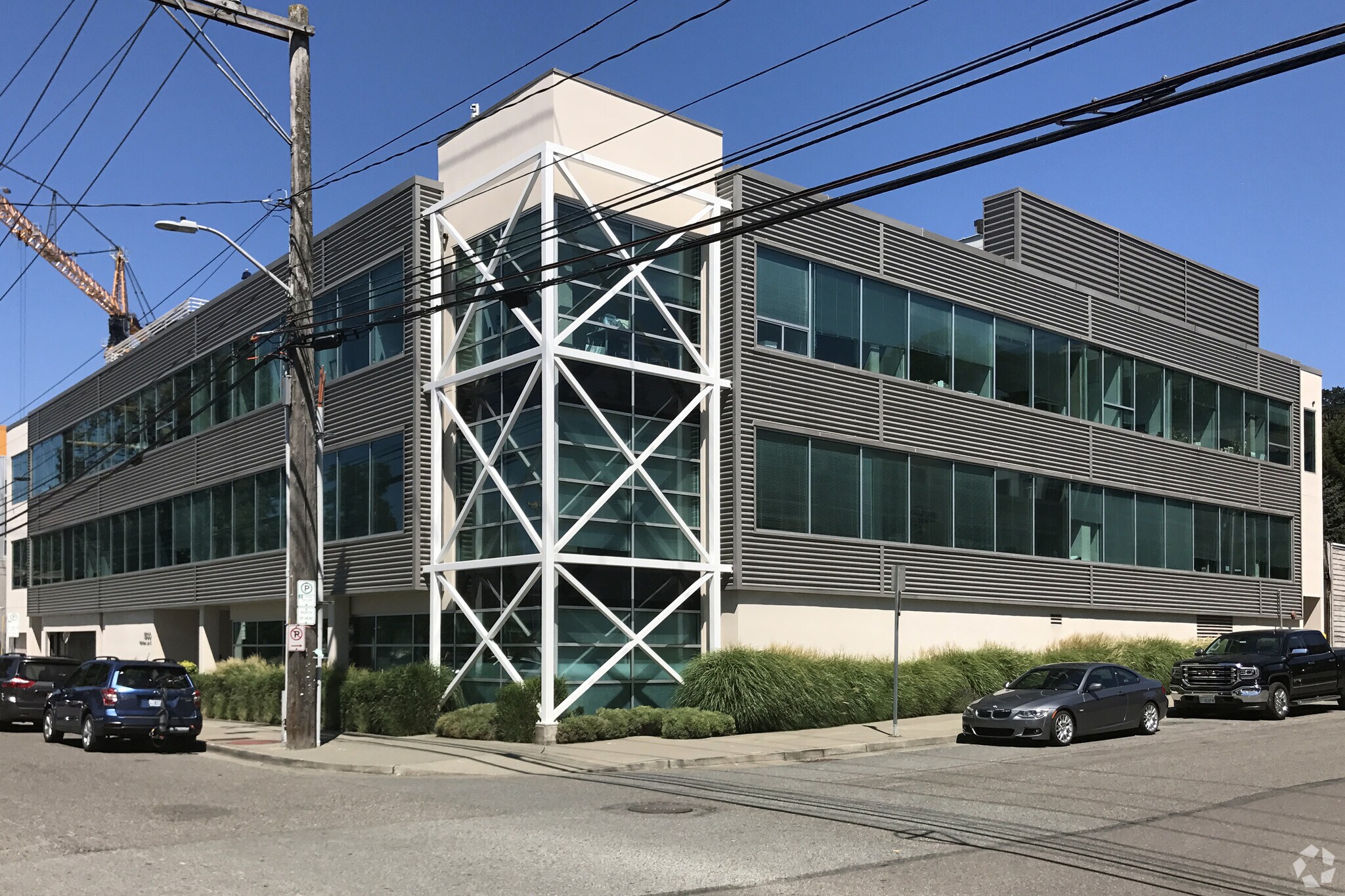 1600 Fairview Ave E, Seattle, WA à louer Photo principale– Image 1 sur 5